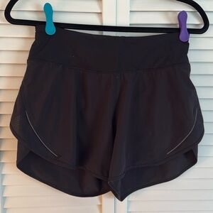 Lululemon High-waisted Hotty Hot Short